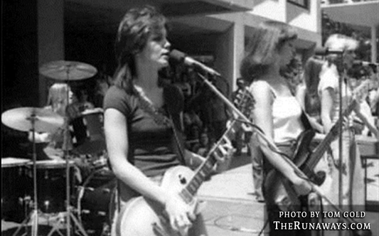 Photo of Joan Jett and the Blackhearts, by Tom Gold, The Runaways.com